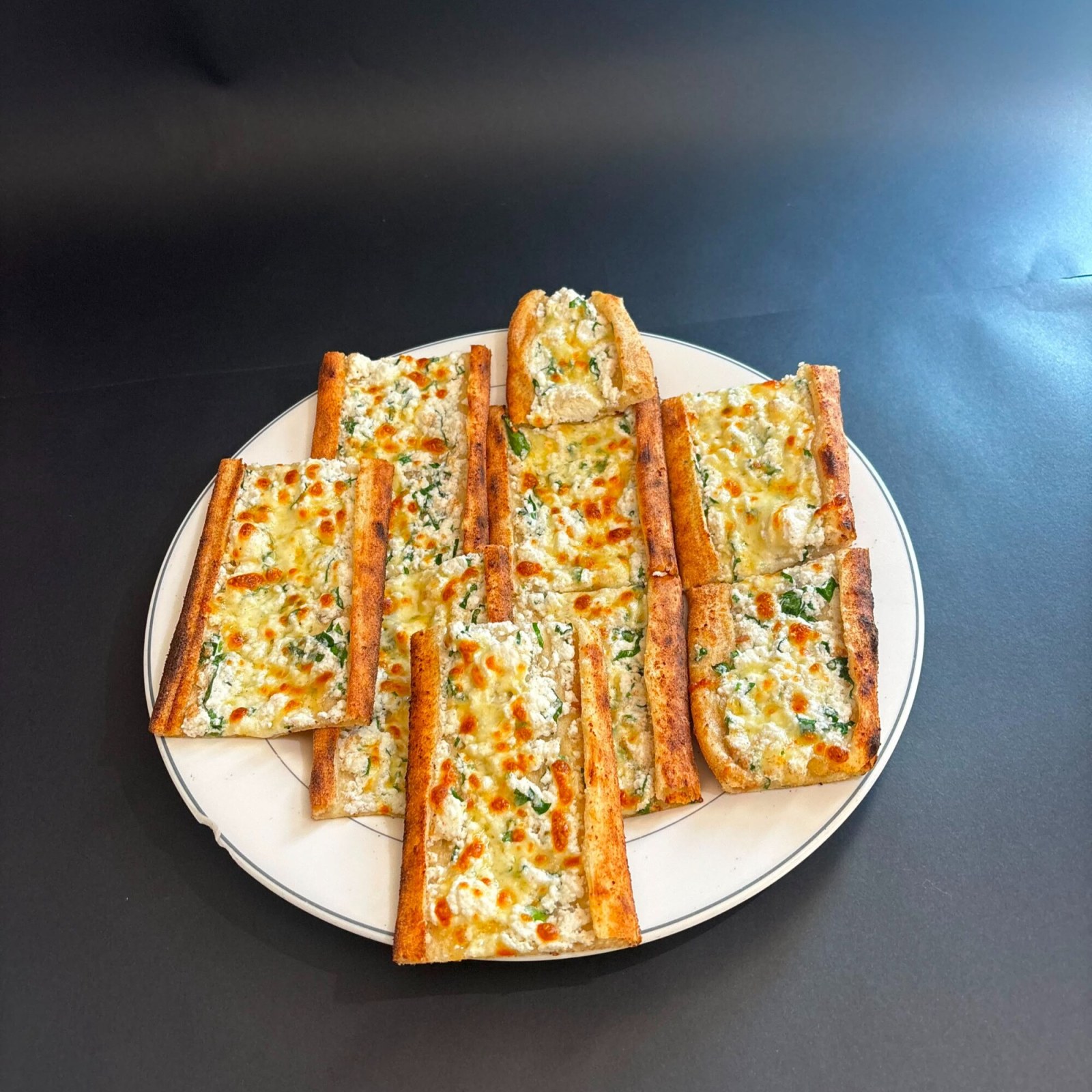 Beyaz Peynirli Kaşarlı Pide