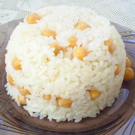 Nohutlu Pilav