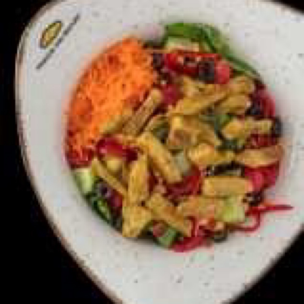Körİ Soslu Tavuklu Salata