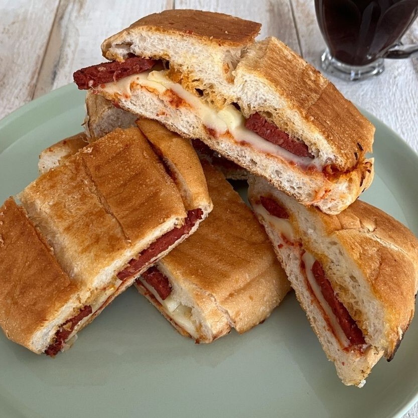 Tam Ekmek Tost, Karışık