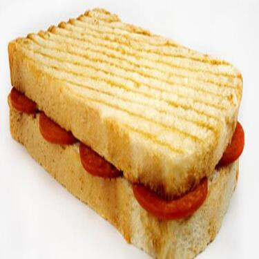 Sucuklu Tost