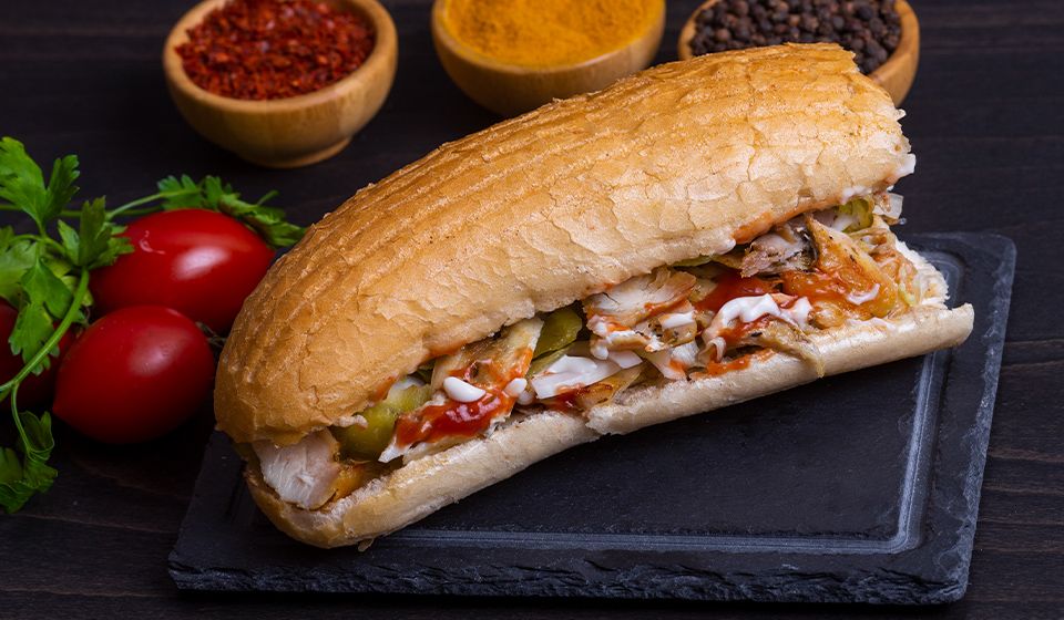 Yarıım Ekmek Arası Tavuk Döner