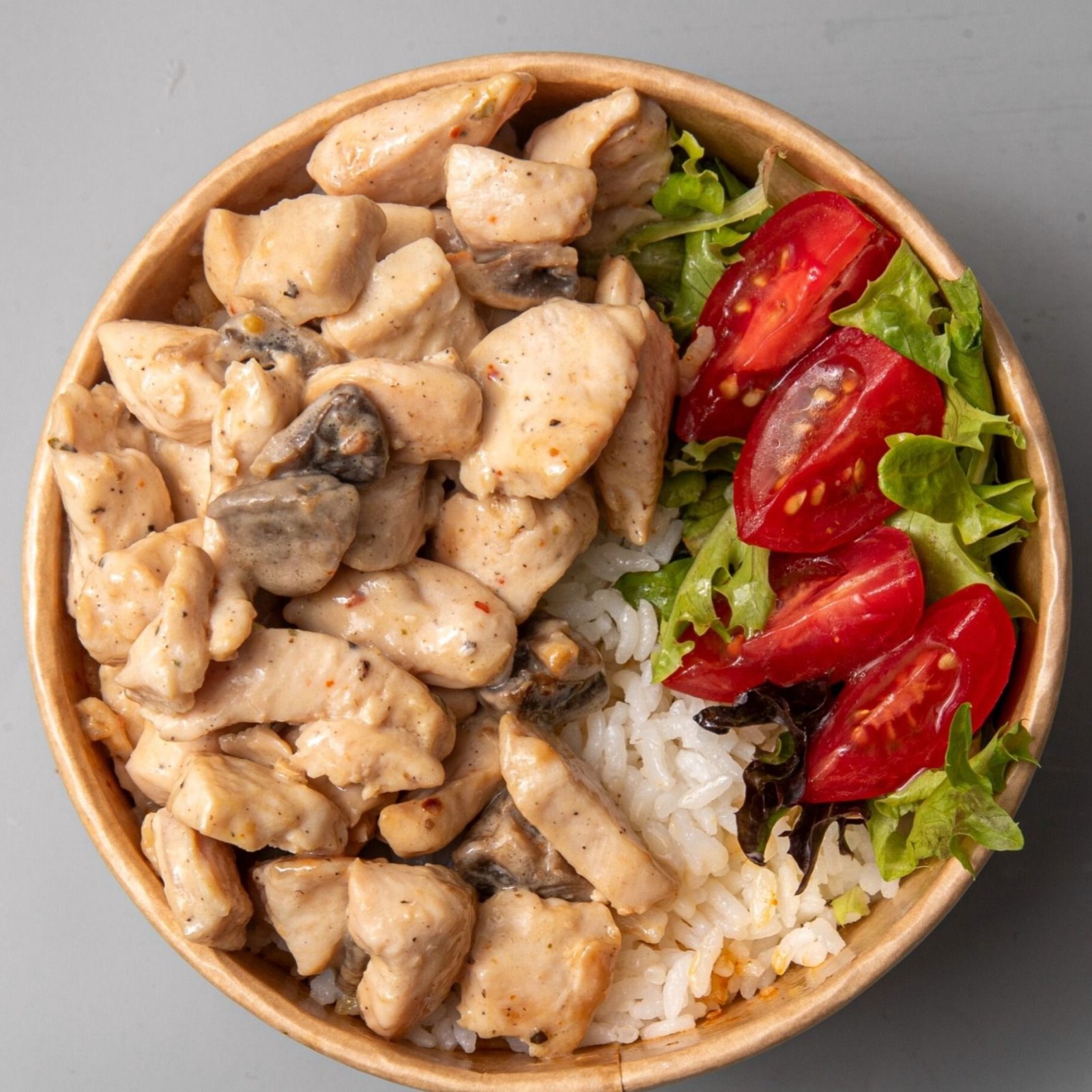 Kremalı Mantarlı Tavuklu Pilav Bowl