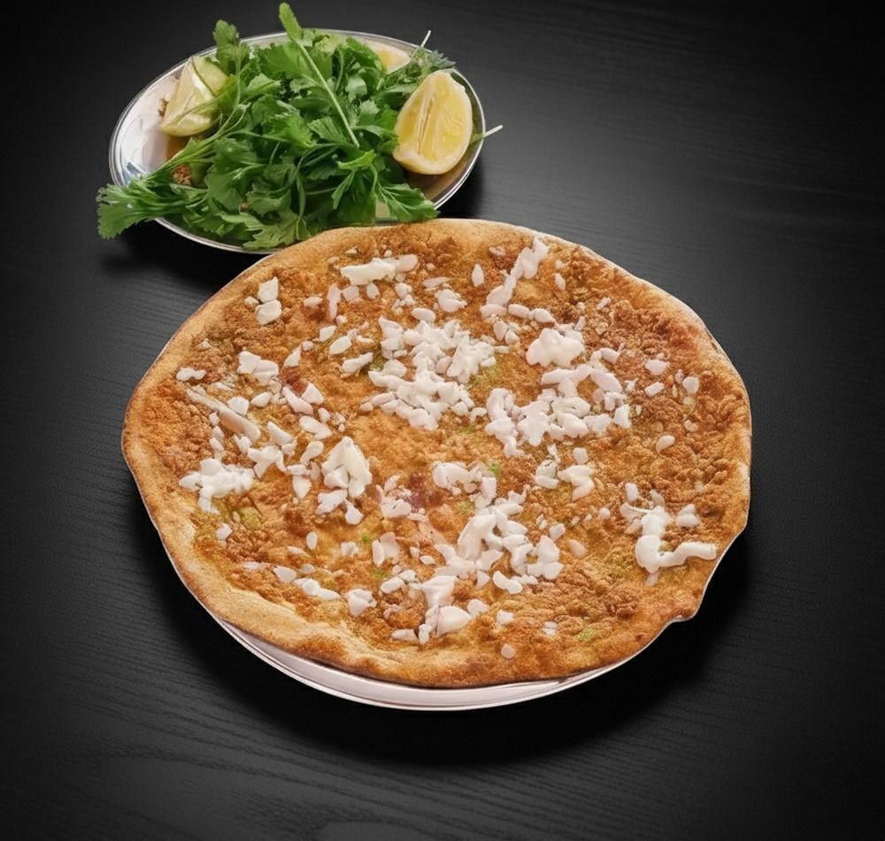 Kaşarlı Lahmacun