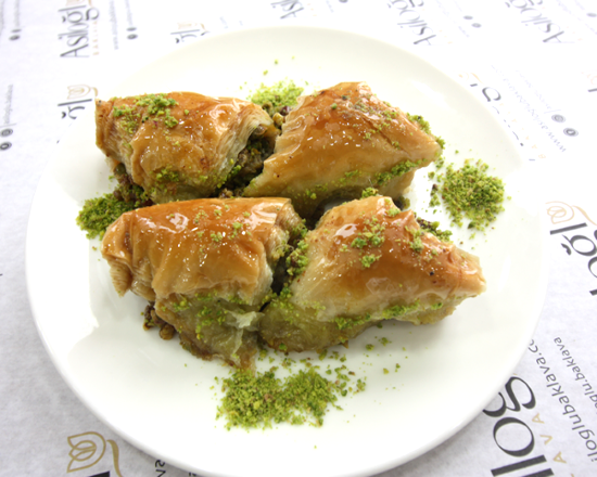 Şöbiyet Fıstıklı (500 gr)