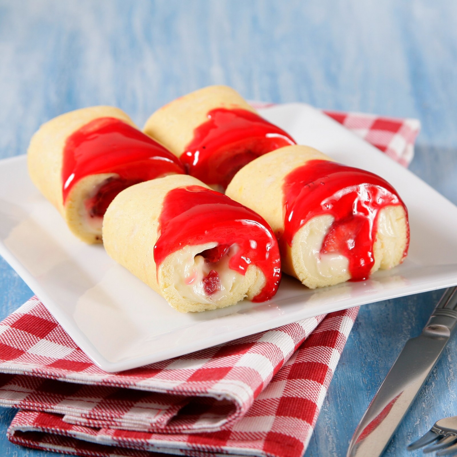 Mini Rulo Çilekli (500 gr.)