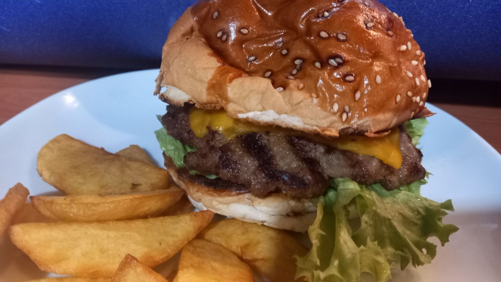 Eco Cheese Burger&Patates Kızartmsı