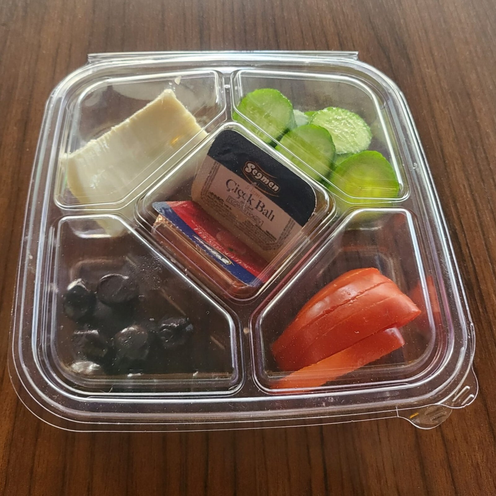 Pişili Kahvaltı Tabağı