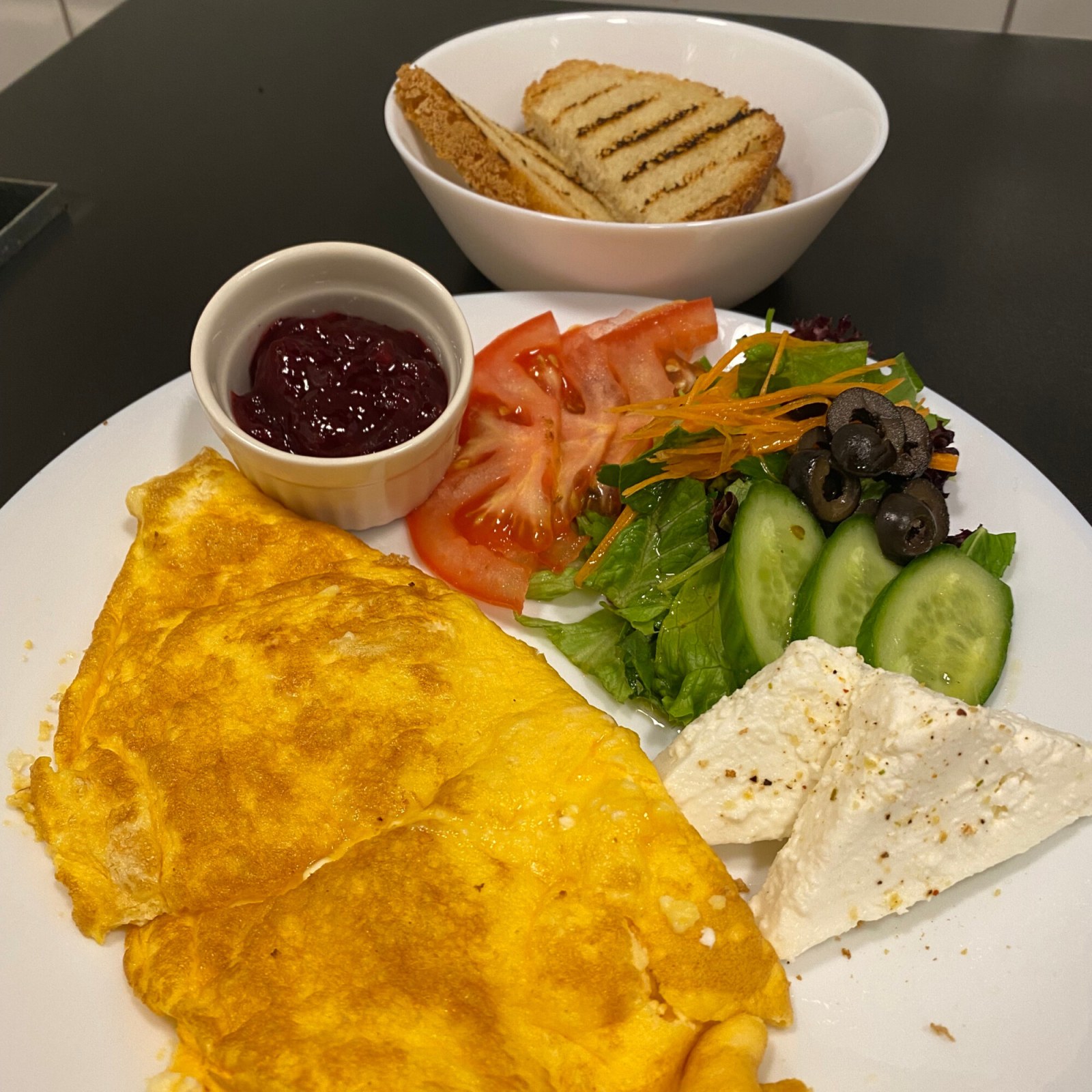 Peyni̇rli̇ Omlet