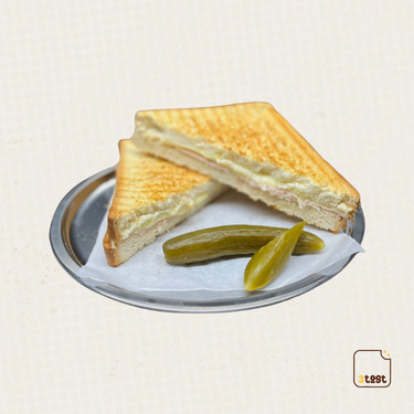 Füme Hindili Kaşarlı Tost