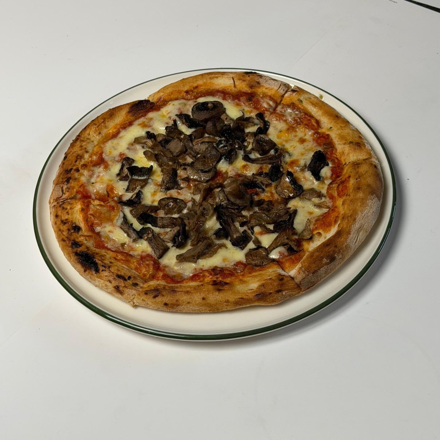 Mantar Pizza