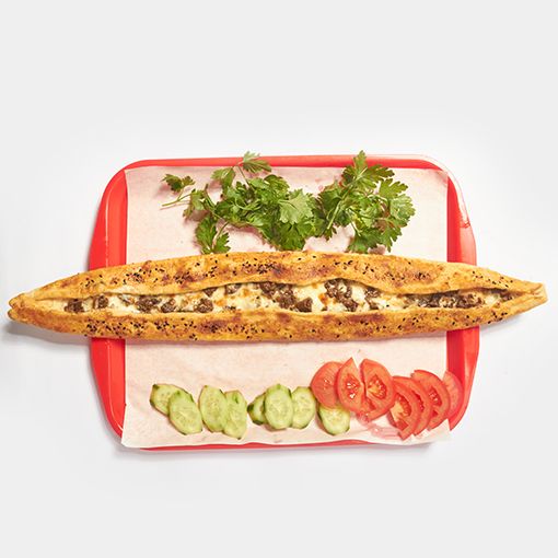 Kavurmalı Pide