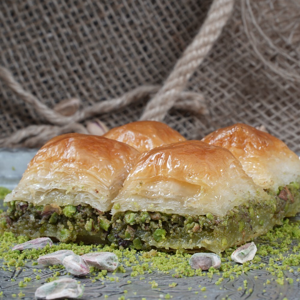 Fıstıklı Baklava (1 kg)