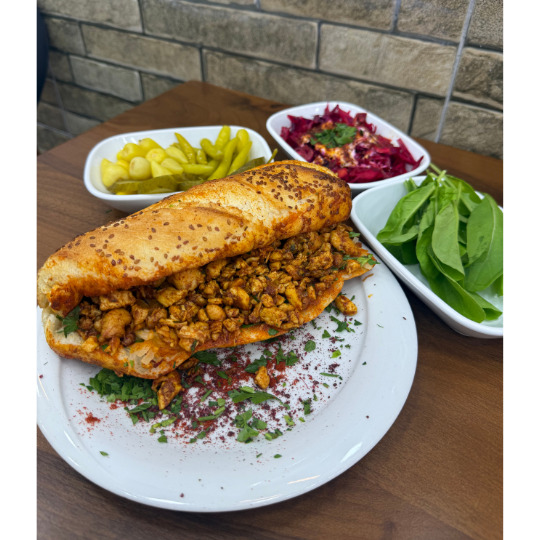 Y. Ekmek Arası Tavuk Tantuni
