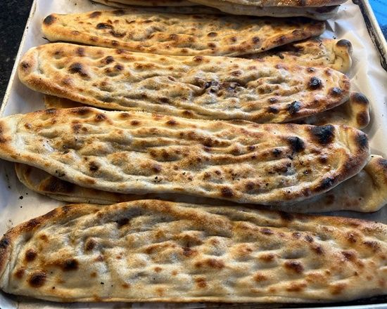 Kıymalı Kır Pidesi