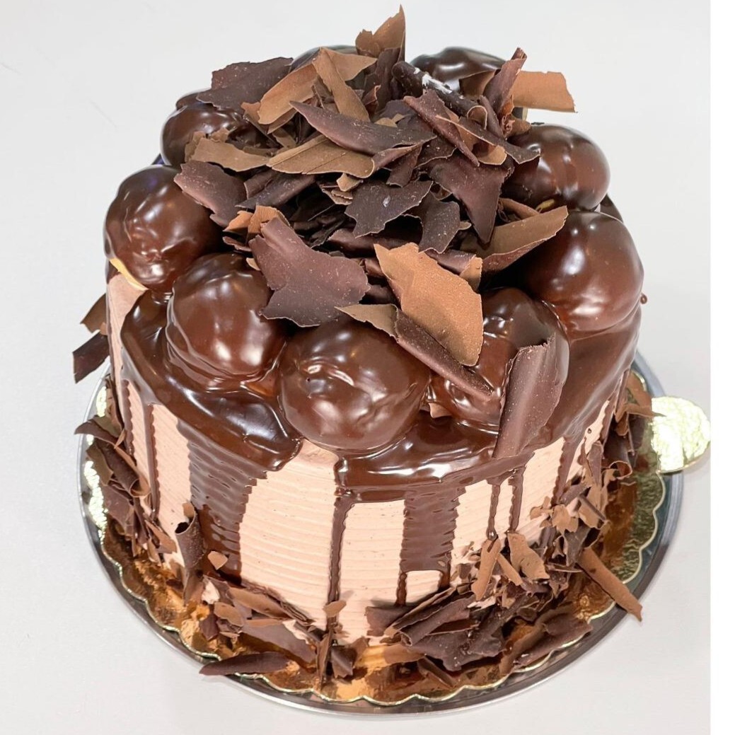 Profiterollü Pasta ( 4-6 Kişilik )