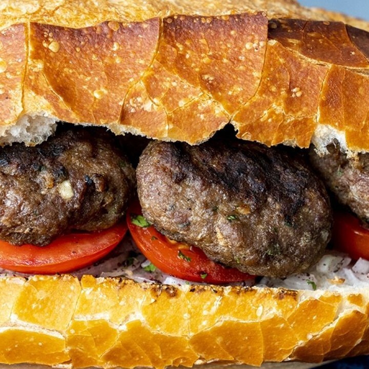 Ekmek Arası Köfte