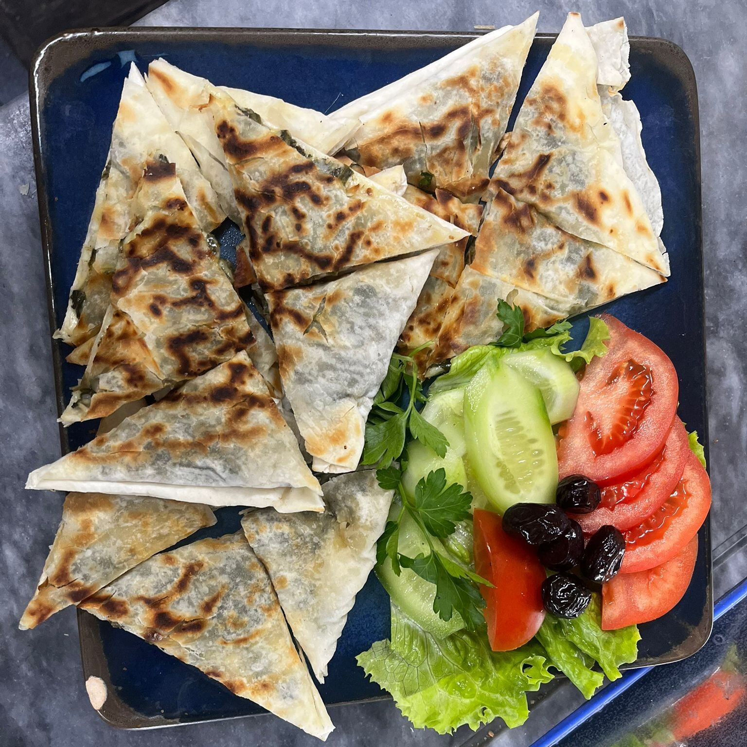 Ispanaklı Kaşarlı Gözleme + Patates Kızartması +Ayran