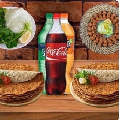 Lahmacun 10 Ad + 1 Lt Coca Cola
