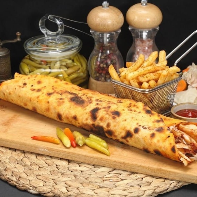 Hatay Usulü Mega (40 cm) Tavuk Döner Dürüm (150 gr) + Patates