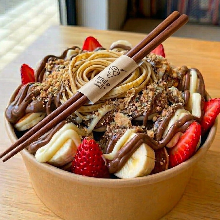 Classic Crepe Noodle Bowl Waffle Medium