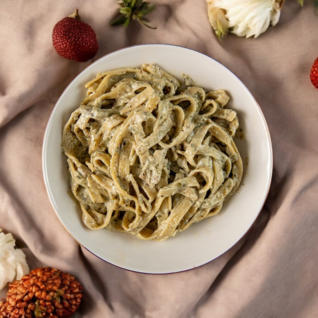 Elazığlı Derviş’in Fesleğeni (Tagliatelle Fettucini Pesto)