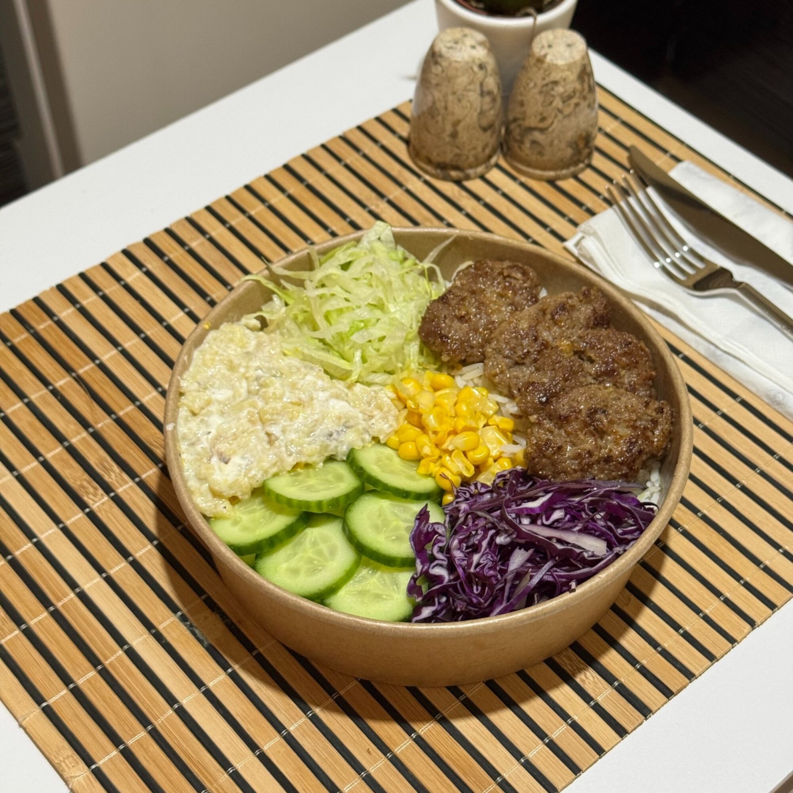 Köfteli Bowl