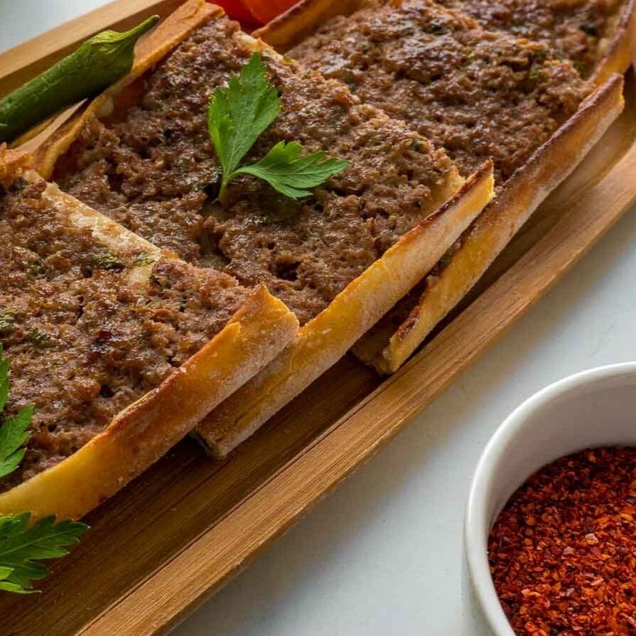 Günlük Doyuran Kampanya=1 Kıymalı+Ayran(285ml)
