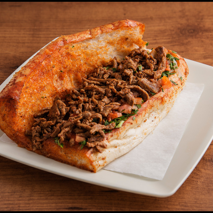 Ekmek Arası Et Tantuni