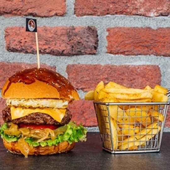 Pineapple & Cheddar Burger