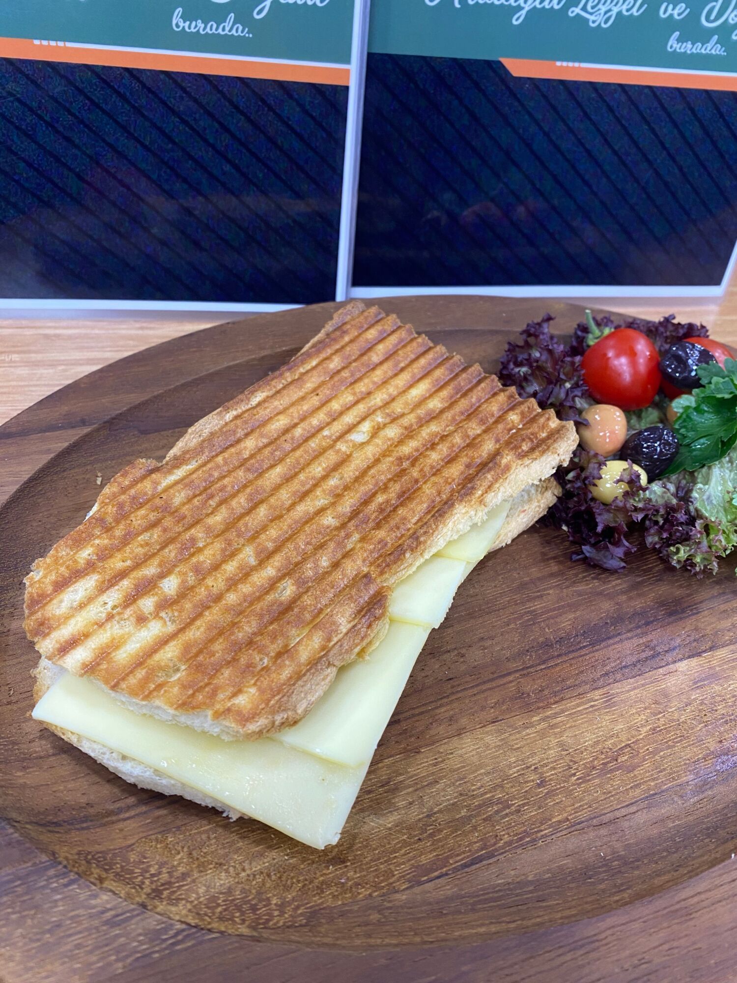Çift Kaşarlı