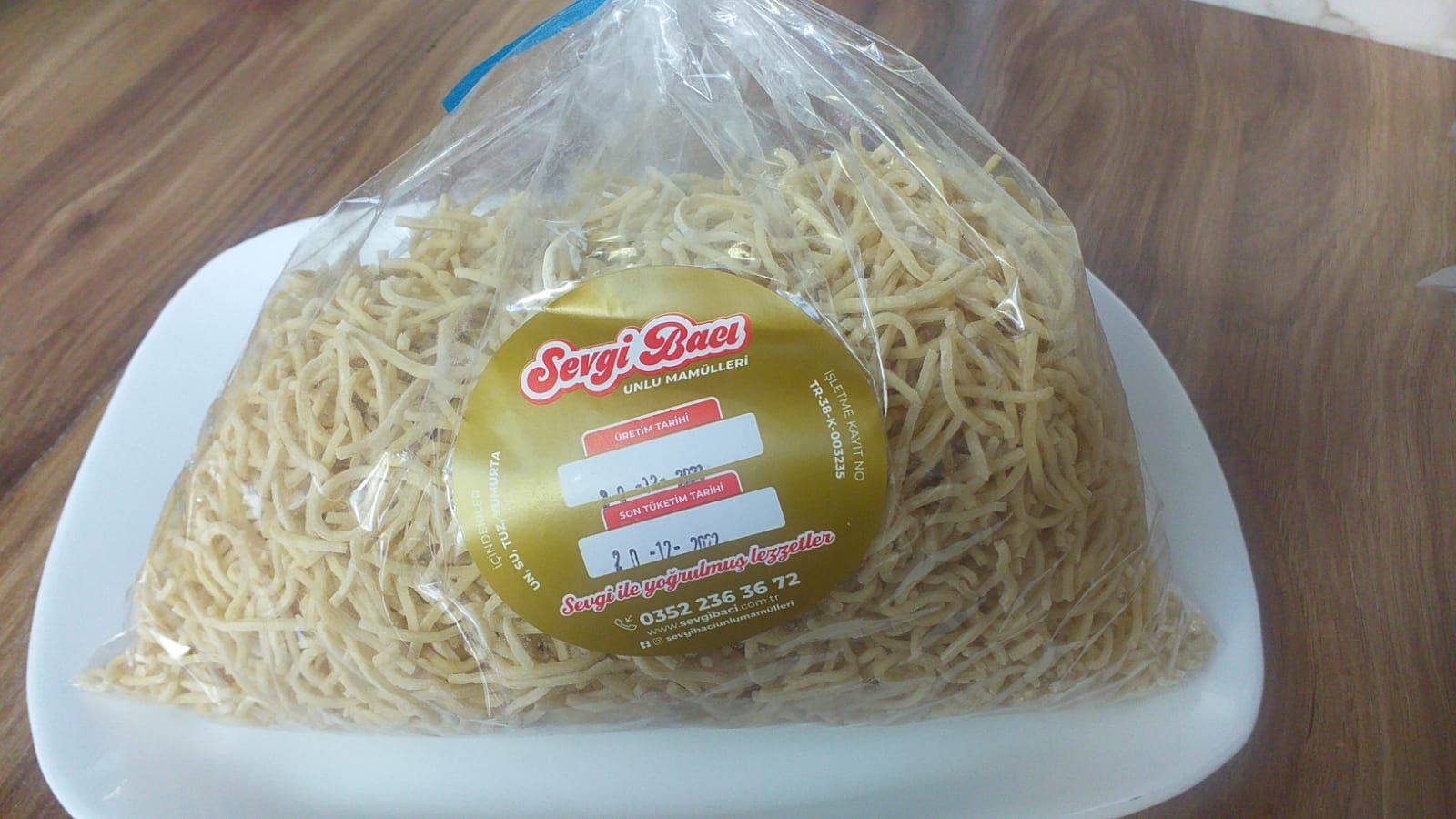 Erişte (1 kg)