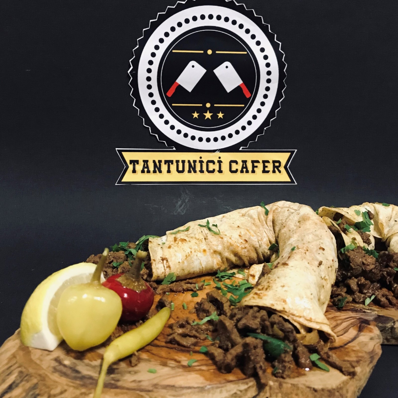 2 Tane Et Tantuni Dürüm+ Kutu Cola