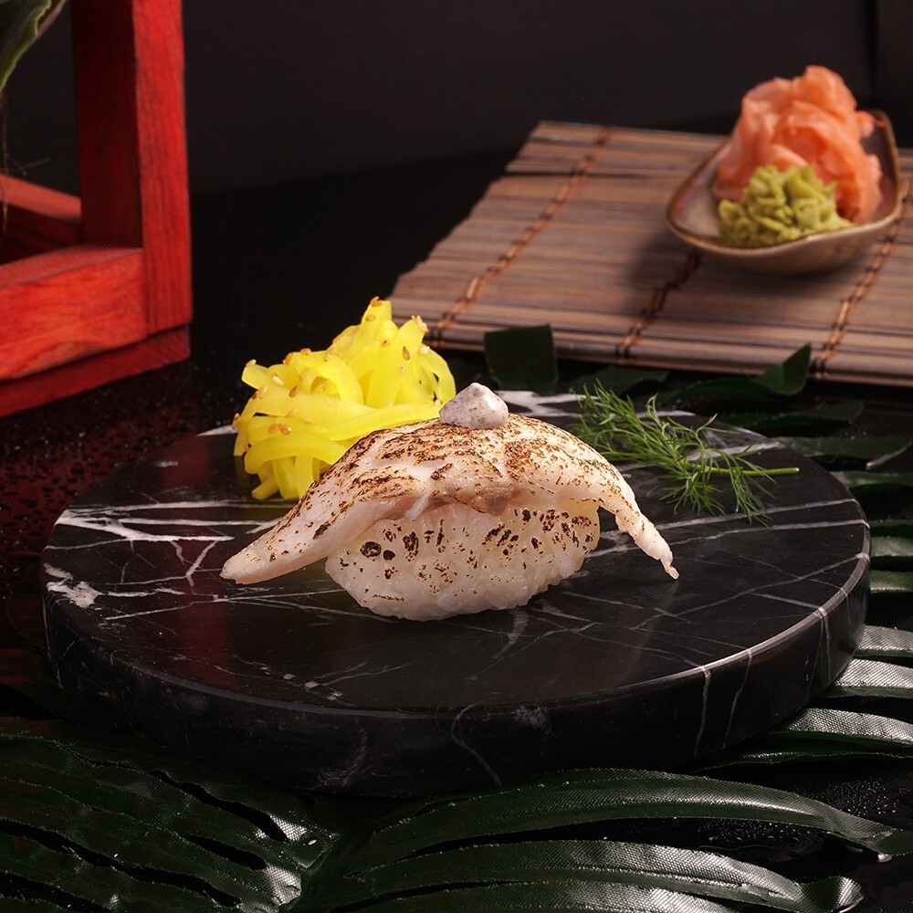 Sırlanmış Suzuki Nigiri (2 adet)