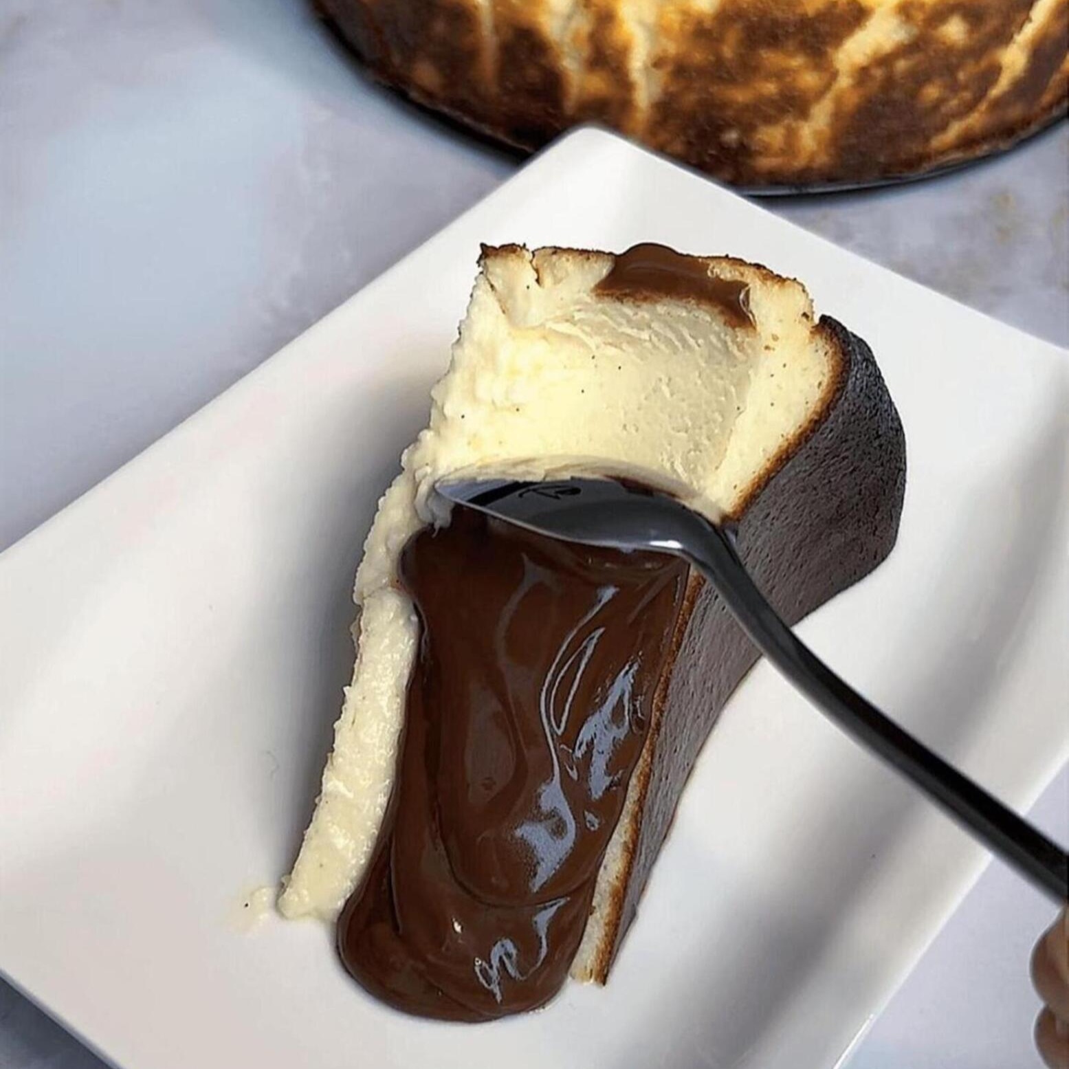 Bask Cheescake