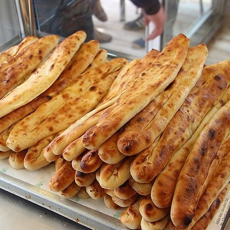 10 Tane Kır Pidesi Alana (1 lt) Dimes Hediye