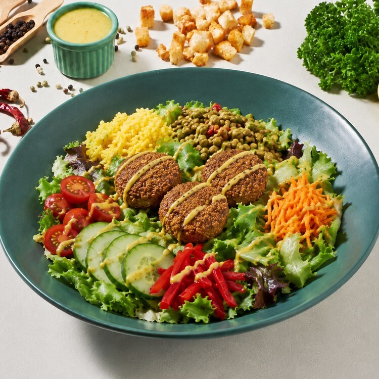 Lets Vejetaryen Falafel Salata