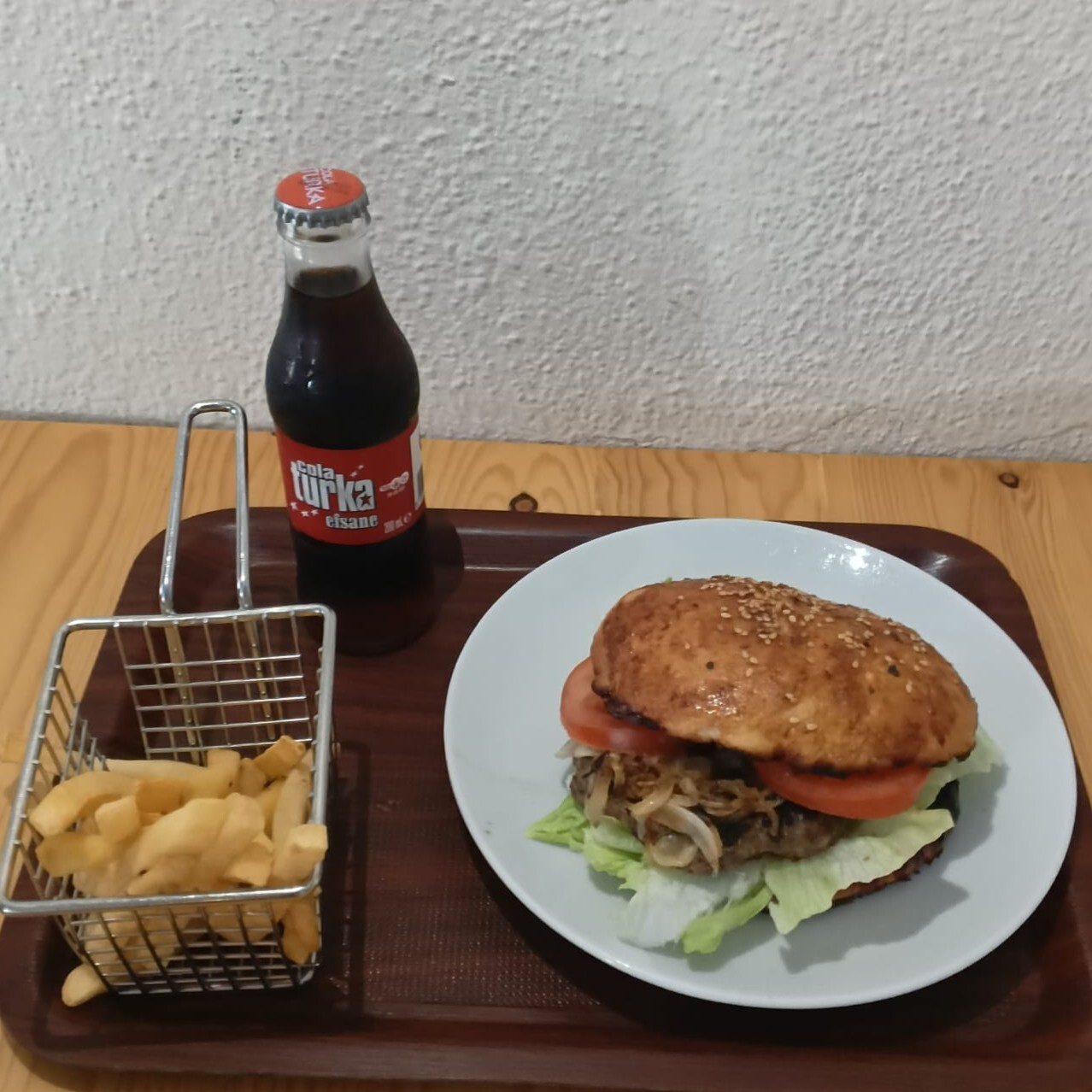 Dana Hamburger Menü