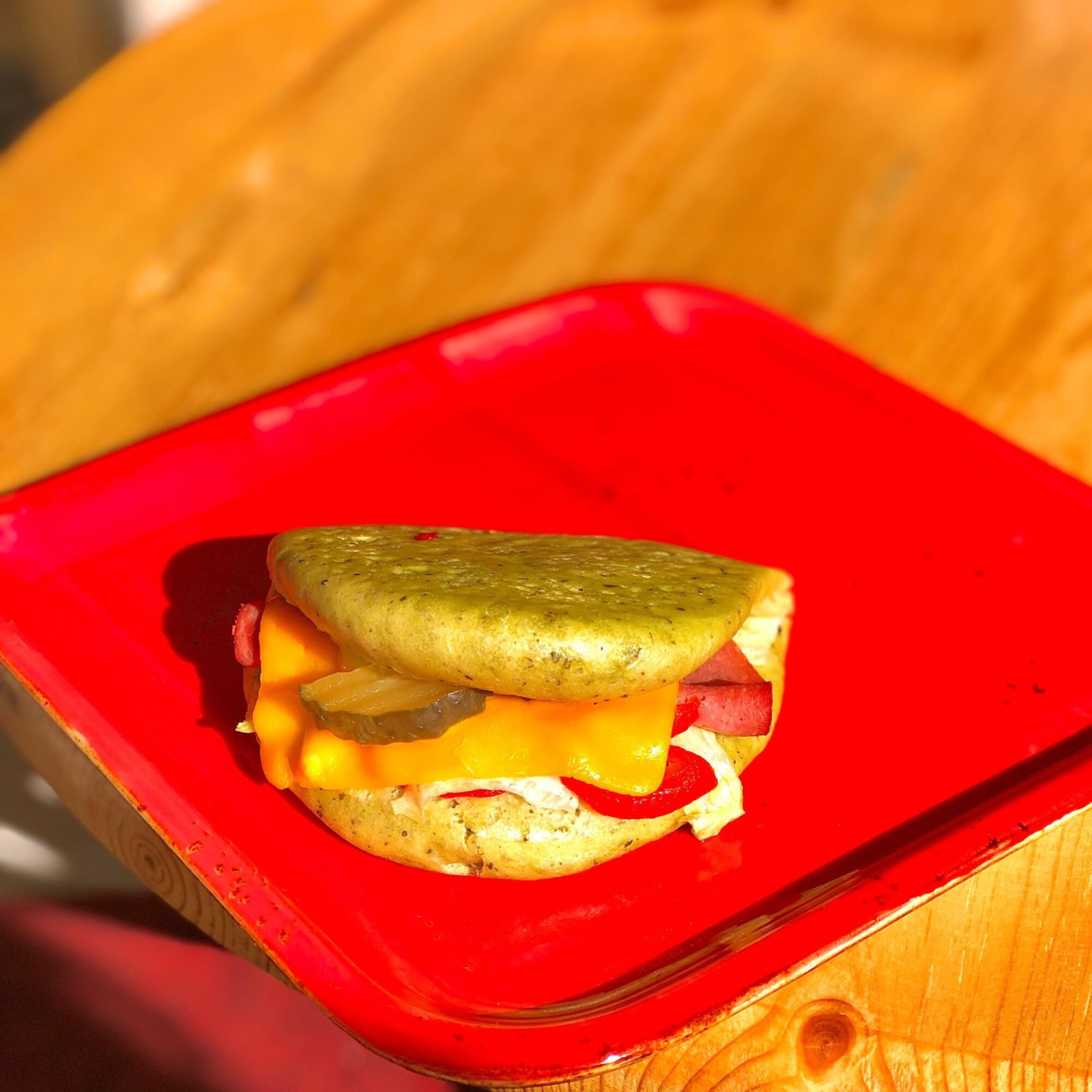 Bun Bun Sandwich Fesleğenli