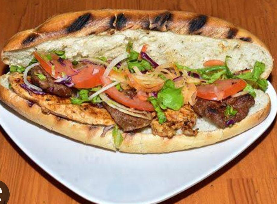 Karışık ekmek arası ızgara