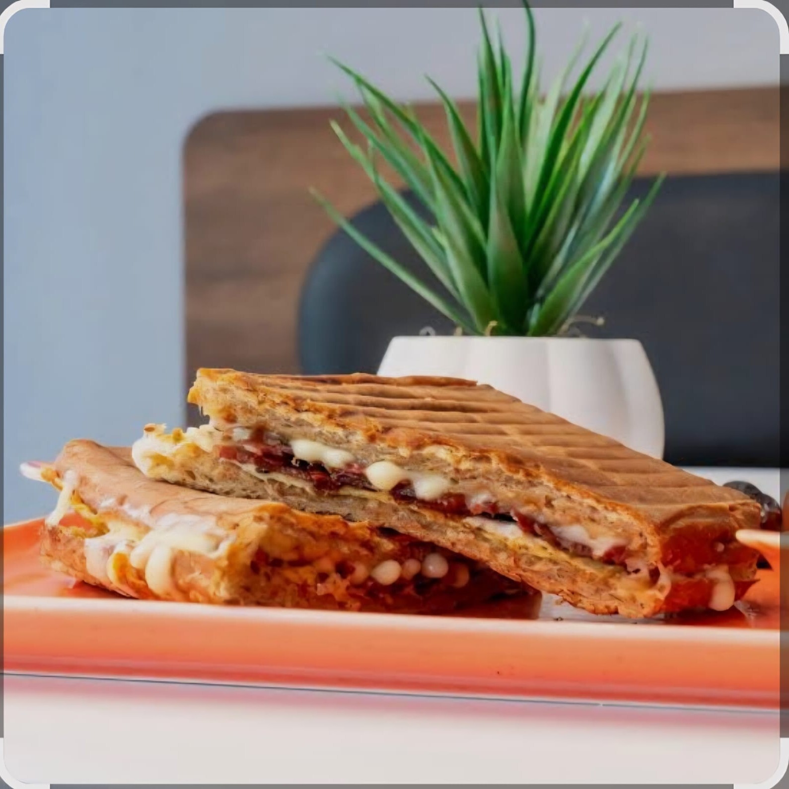 Kavurmalı Tost
