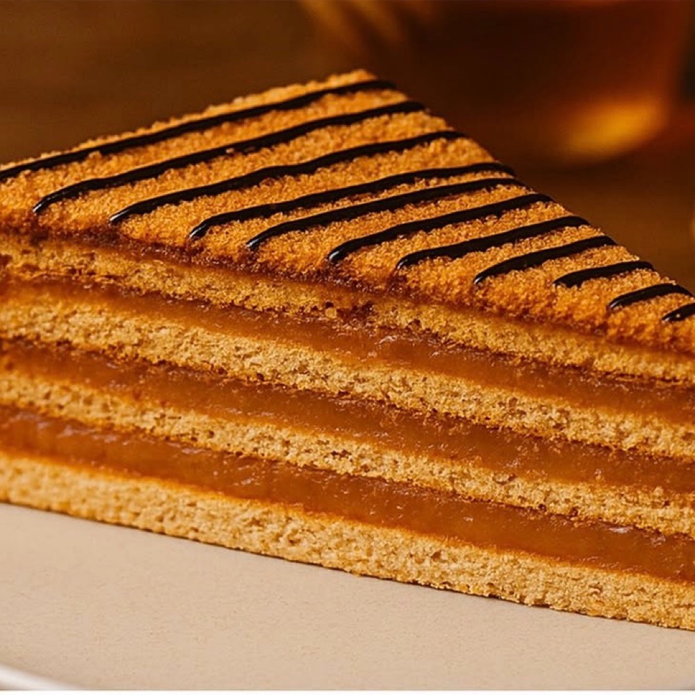 Ballı Cevizli Pasta