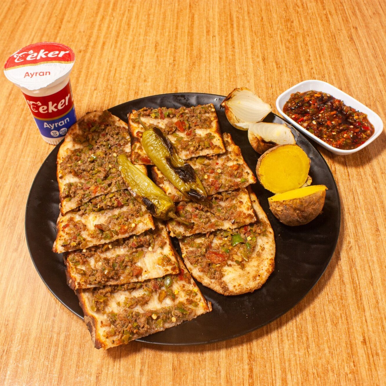 Kıymalı Pide + Ayran
