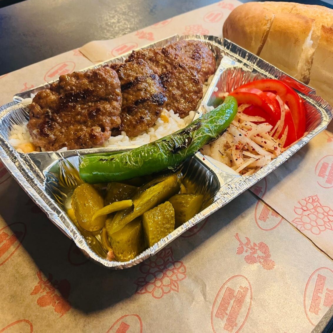 Pilavlı Porsiyon Köfte