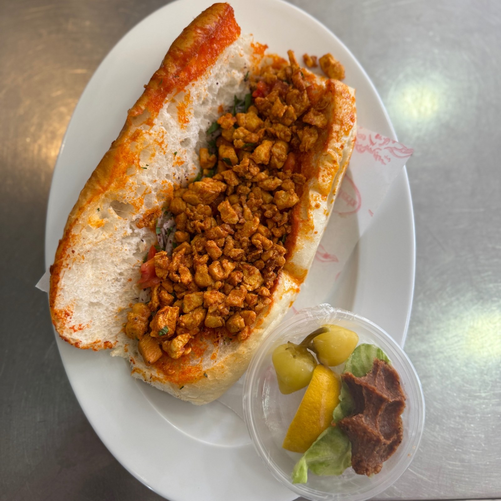 Yarım Ekmek Arası Tavuk Tantuni