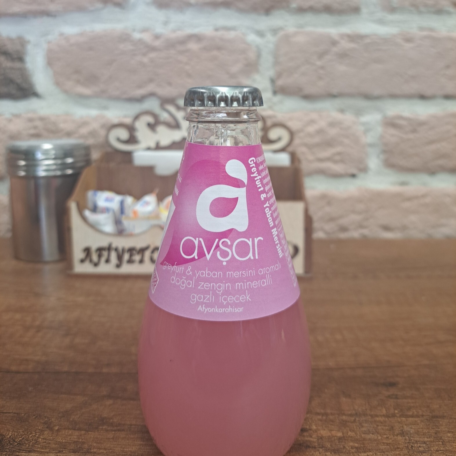 Avşar Greyfurt Yaban Mersini Aromalı Soda (200.ml)