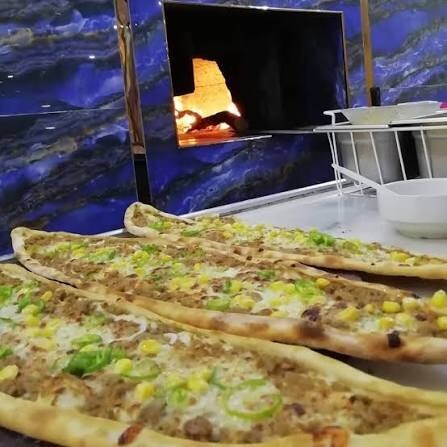 Ton Balıklı Pide