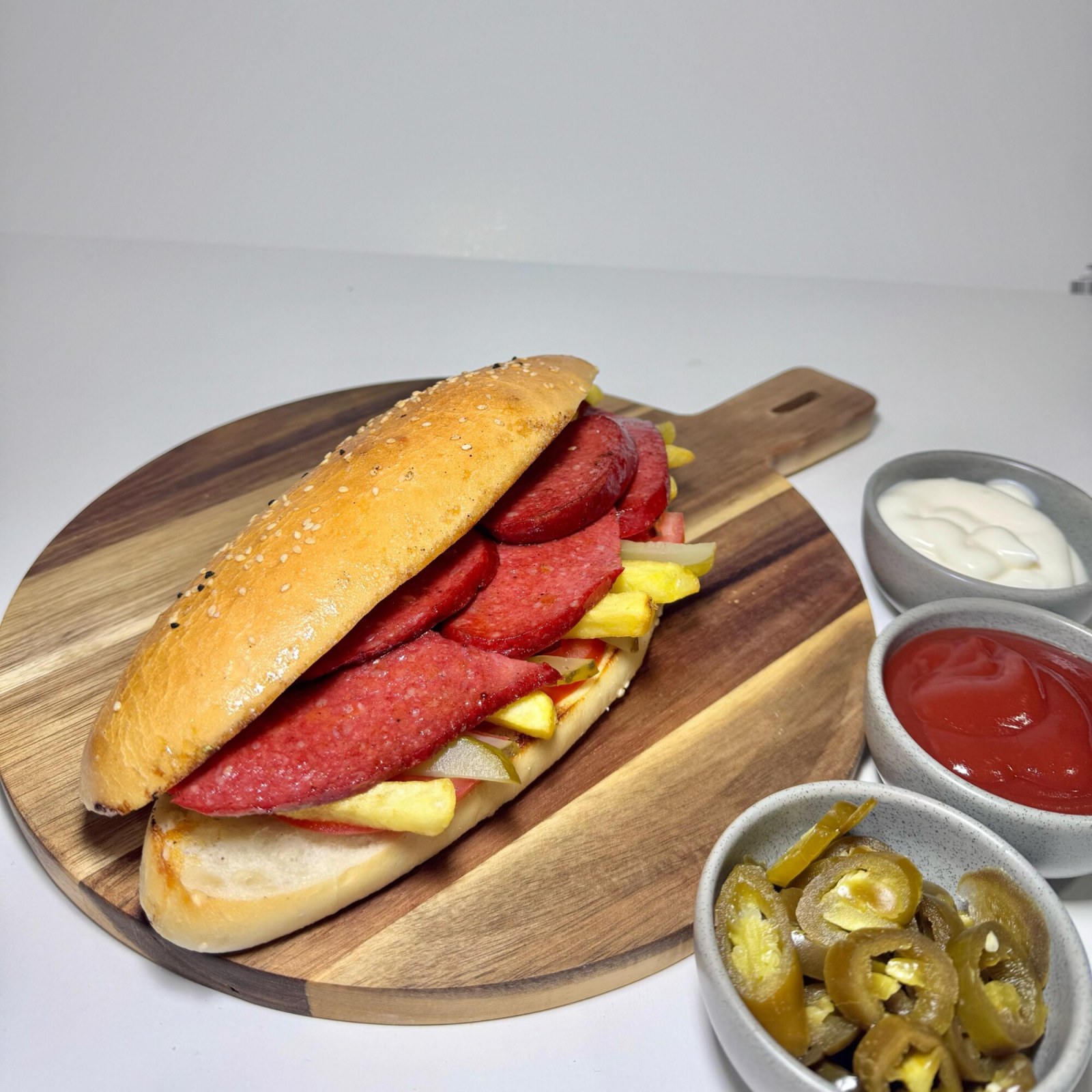 Yarım Ekmek Arası Sucuk