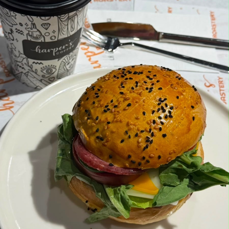 Dombul Sandviç + Çay