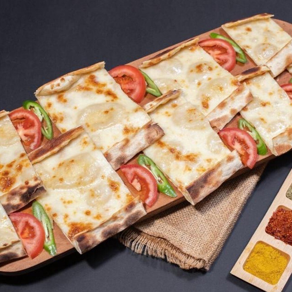 Kaşarlı Pide